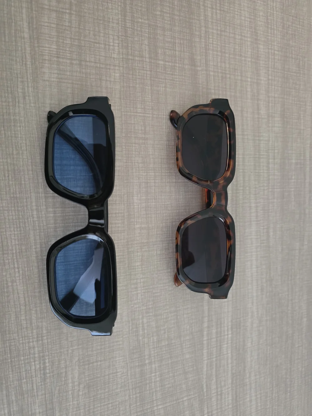 NWT Set of 2 Retro 90s Rectangle Sunglasses - Tortoise & Black/Blue Lenses
